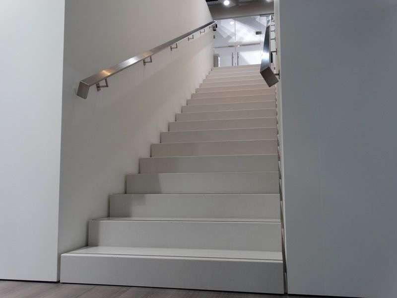 Faltwerktreppe weiss